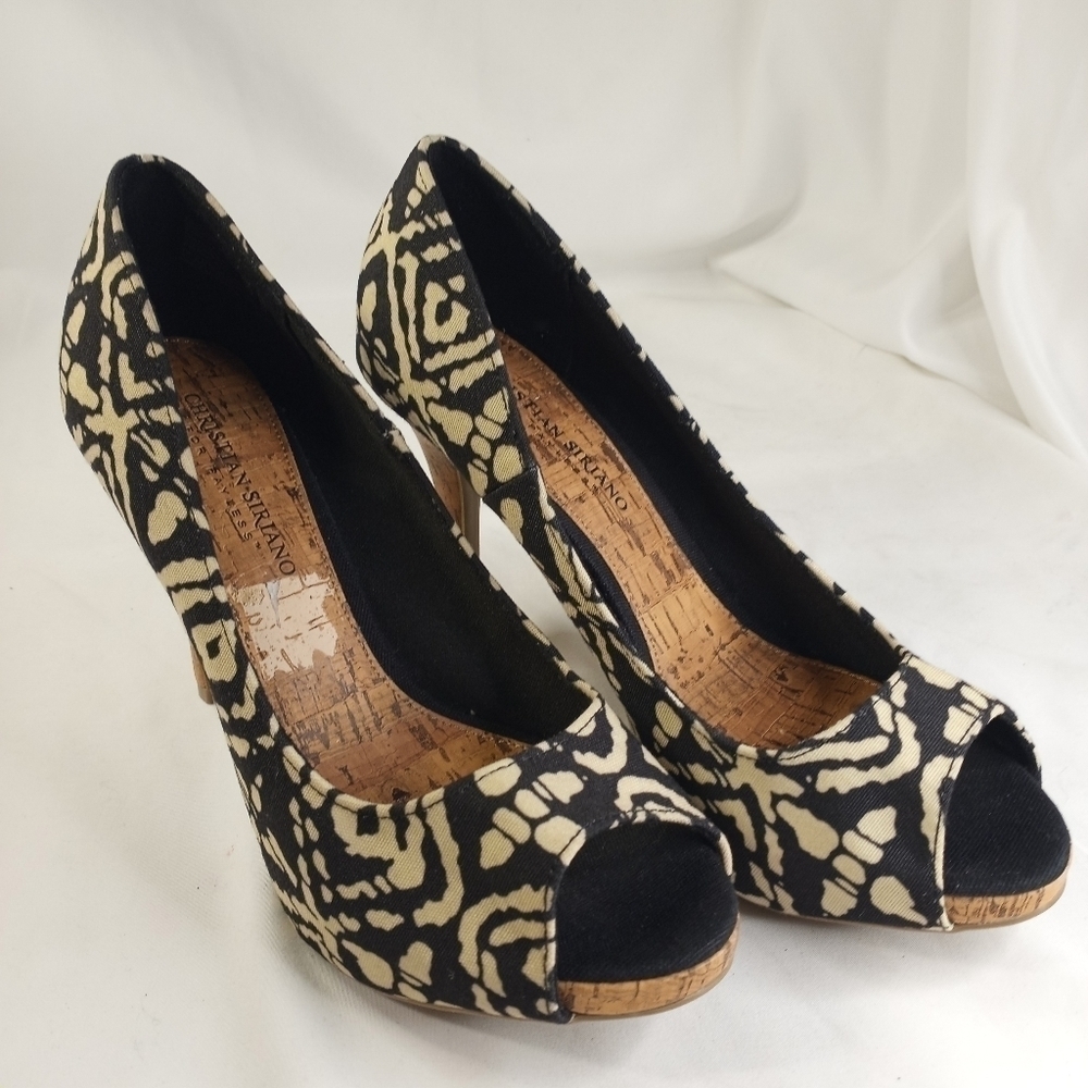 CHRISTIAN Siriano Black & Beige Open Toe Heel. - Picture 2 of 9